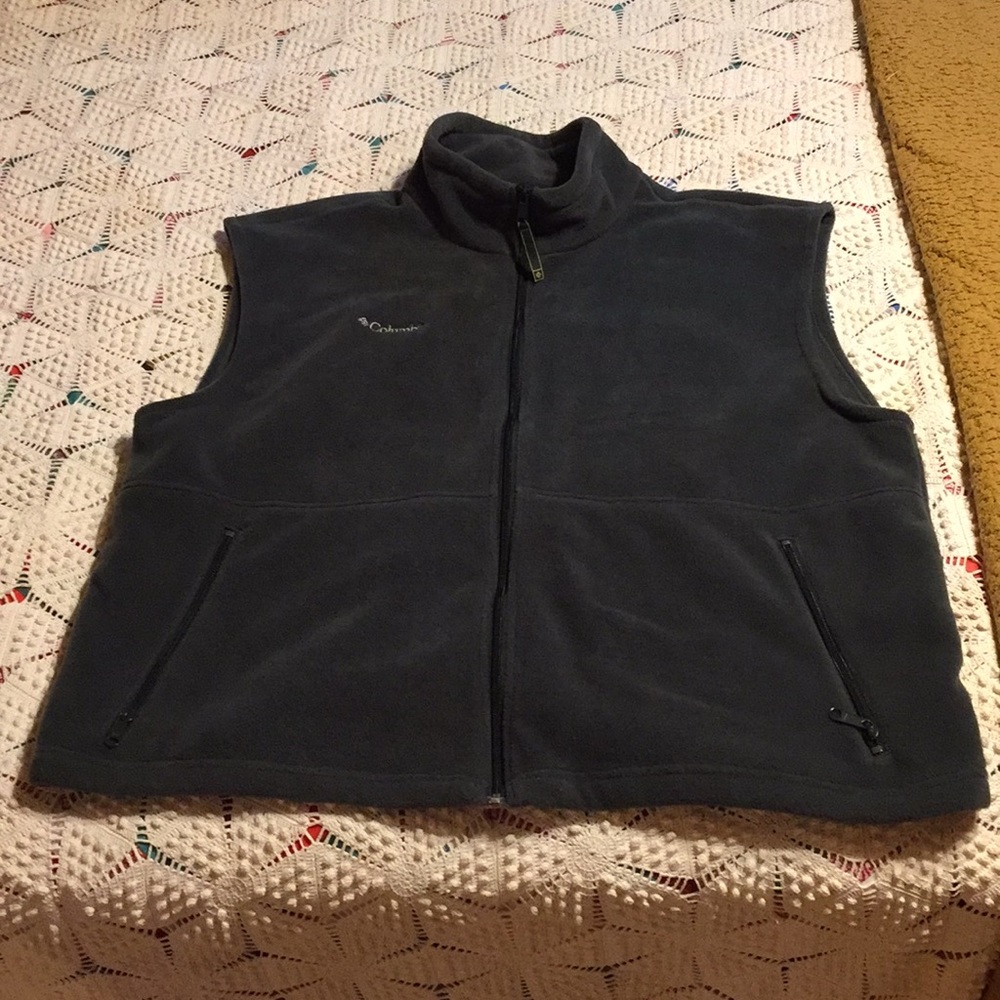 Columbia full zip vest XXL
